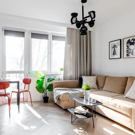 Center 81 - Properunit Apartmán